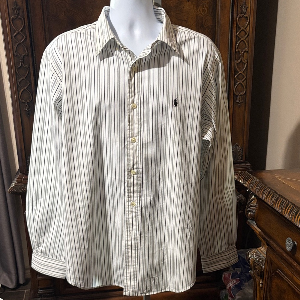 Ralph Lauren Men’s White & Black Striped Button-Down Shirt(wear only once)